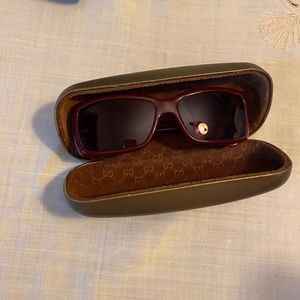 Shiny Red Gucci Sunglasses GG